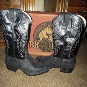 BRONCO COWBOY BOOTS